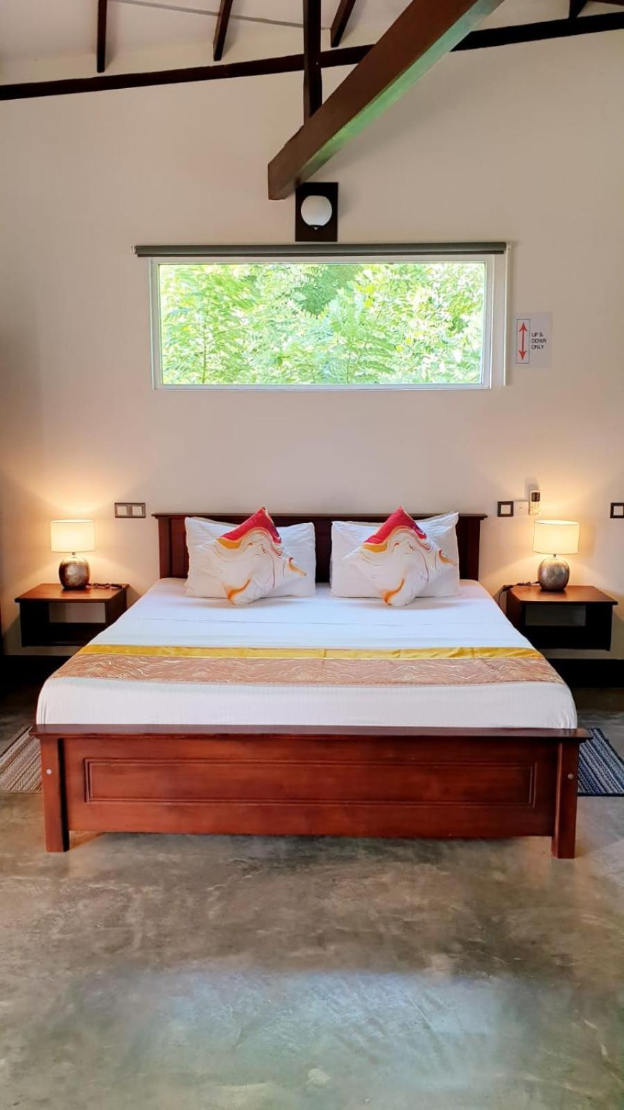 Edelweiss Residence ฮิกคาดูวา ภายนอก รูปภาพ