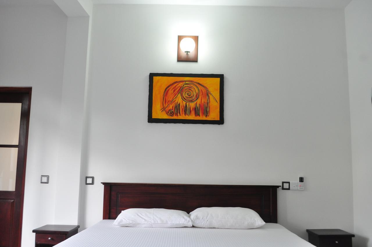 Edelweiss Residence ฮิกคาดูวา ภายนอก รูปภาพ